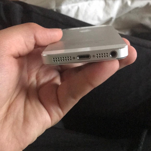 Used iPhone 5s - Picture 4 of 5